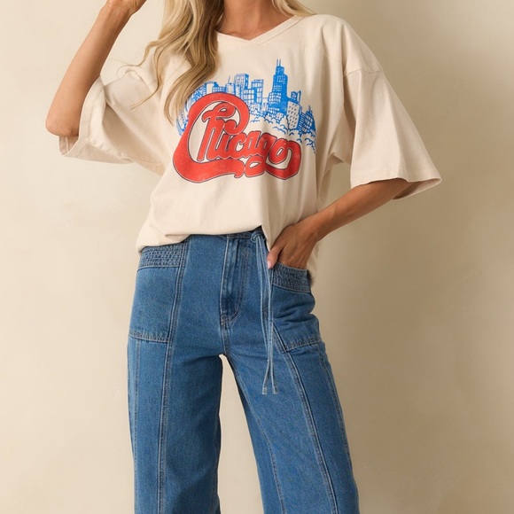 Daydreamer Chicago Tee - Picture 5 of 7